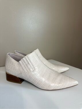 Steve Madden Arizona Croc Faux Leather Pointed Toe Western‎ Shooties Cream 8.5